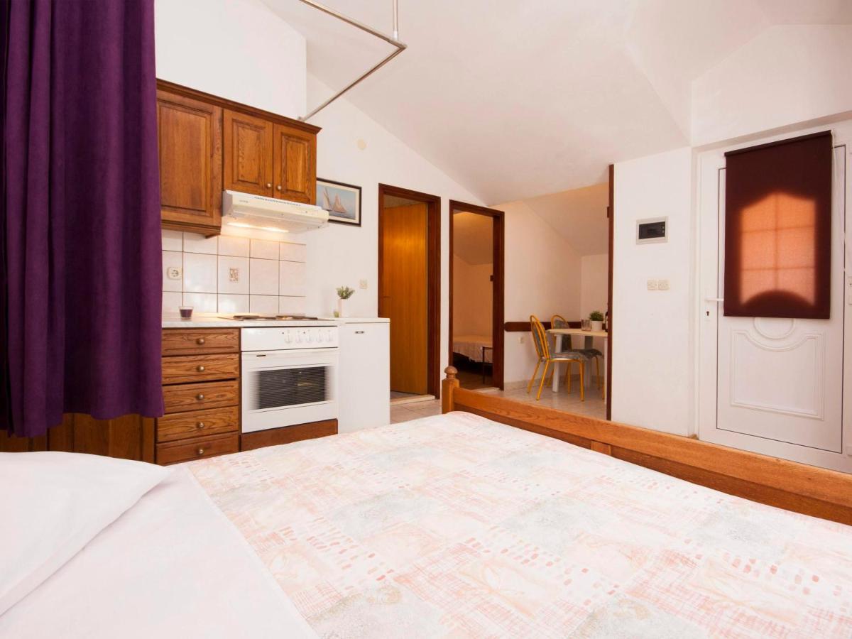 Apartments Skarpa 1601 罗戈兹尼察 外观 照片