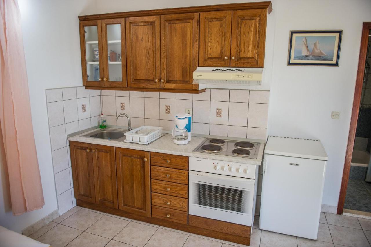Apartments Skarpa 1601 罗戈兹尼察 外观 照片