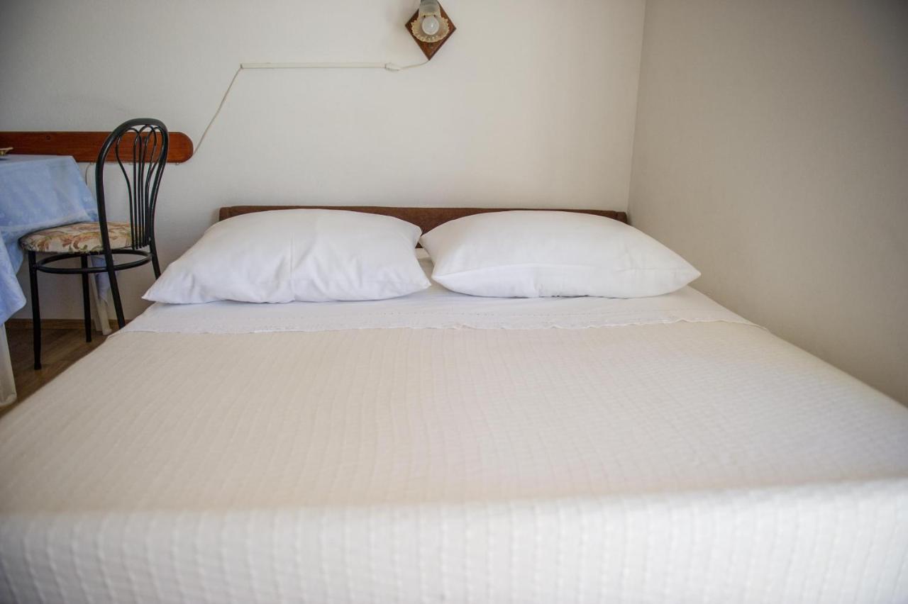 Apartments Skarpa 1601 罗戈兹尼察 外观 照片