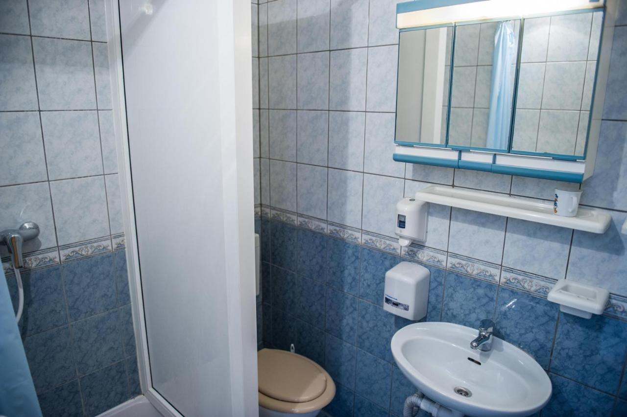 Apartments Skarpa 1601 罗戈兹尼察 外观 照片