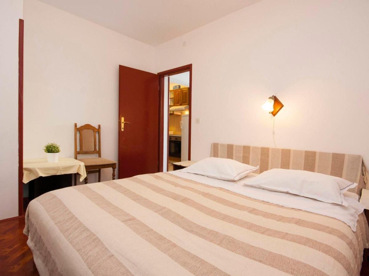 Apartments Skarpa 1601 罗戈兹尼察 外观 照片